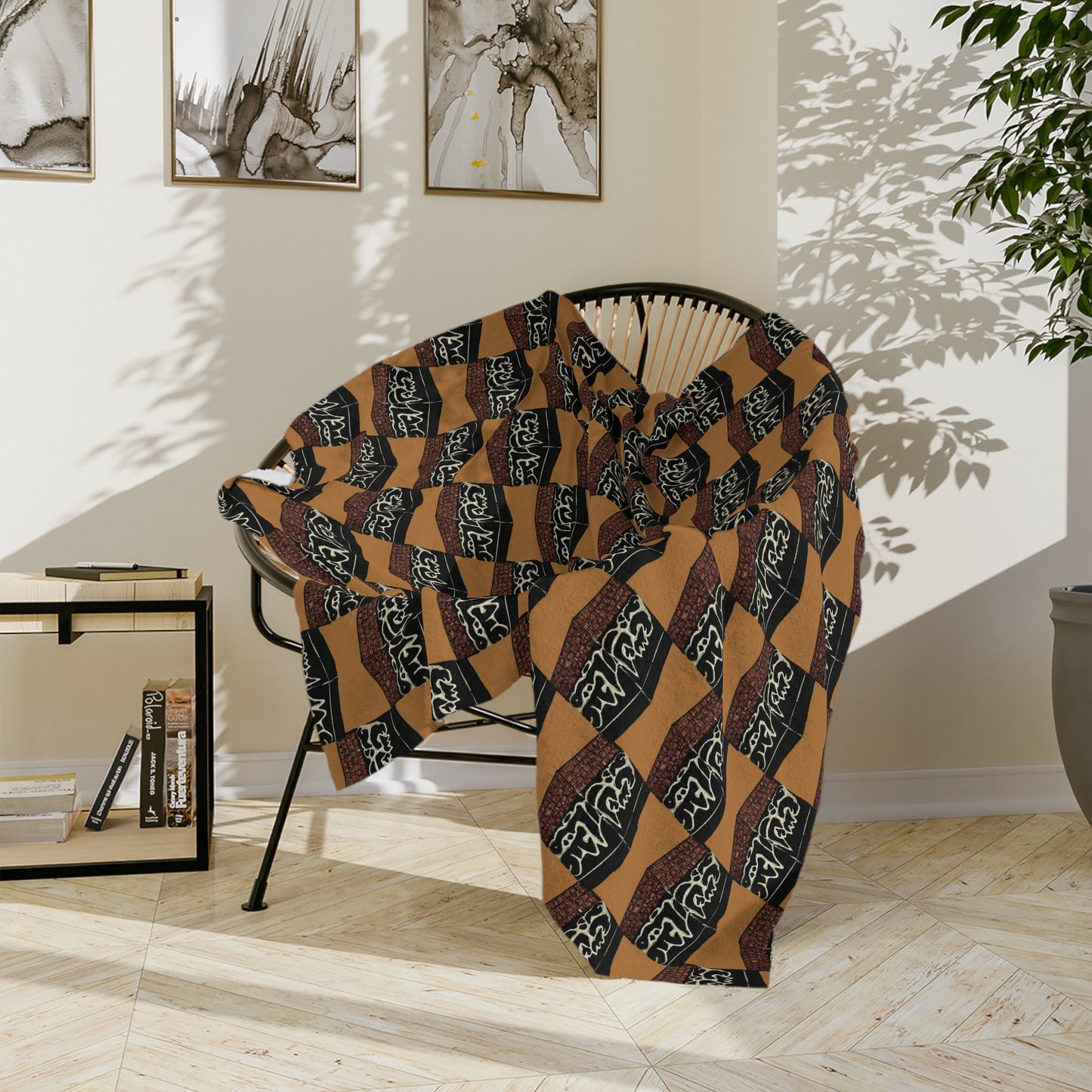 Cozy Velveteen Microfiber Blanket with Stylish Pattern
