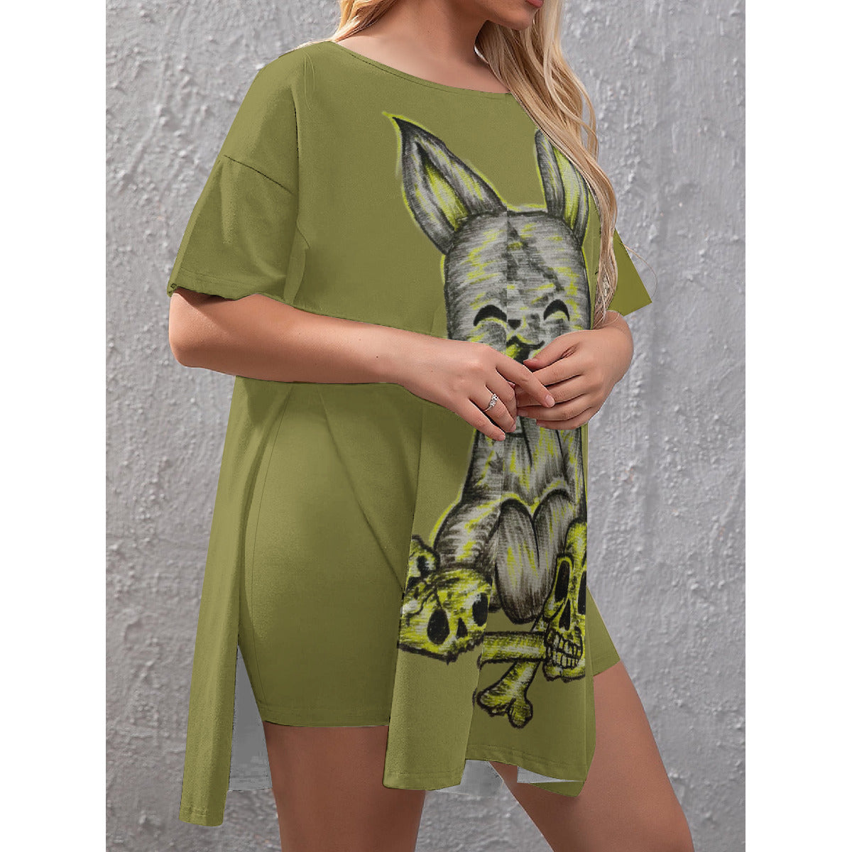 All-Over Print Women's Drop-Shoulder T-Shirt with Side Split and Shorts (Plus Size)