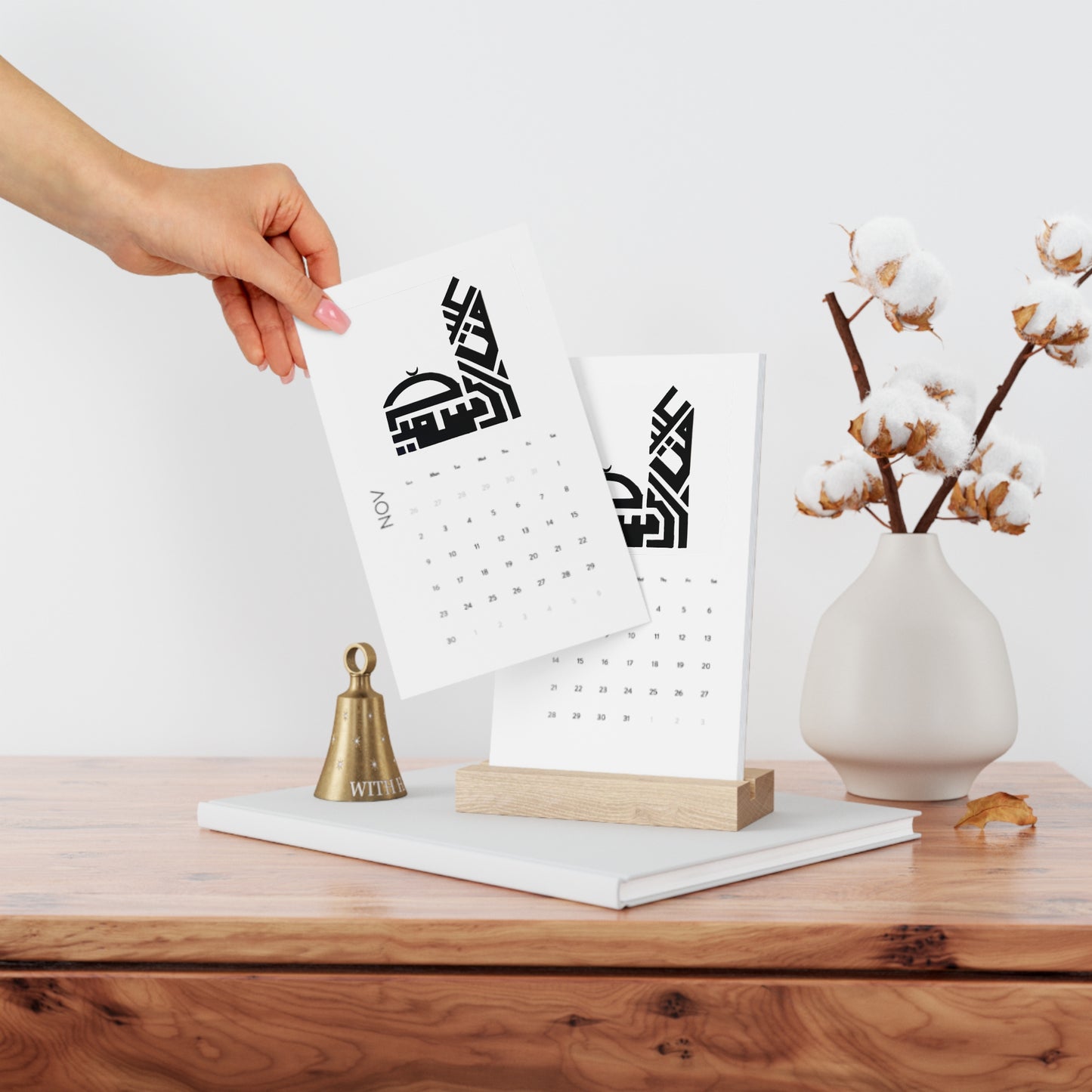 Vertical Desk Calendar (2025)