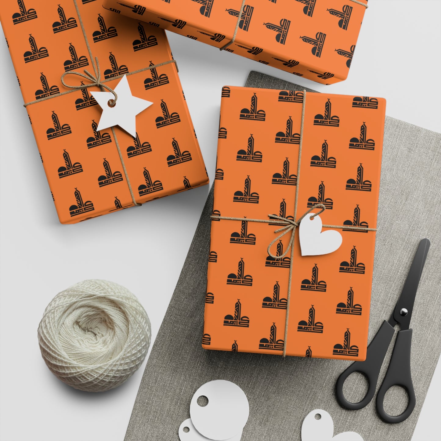 Chic Halloween Gift Wrapping Paper Sheets - Festive Orange Design